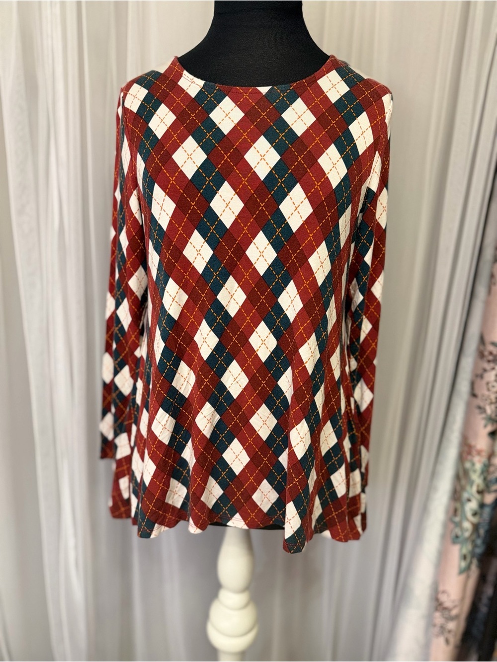 intro. Red, White & Green Argyle Long Sleeve Top